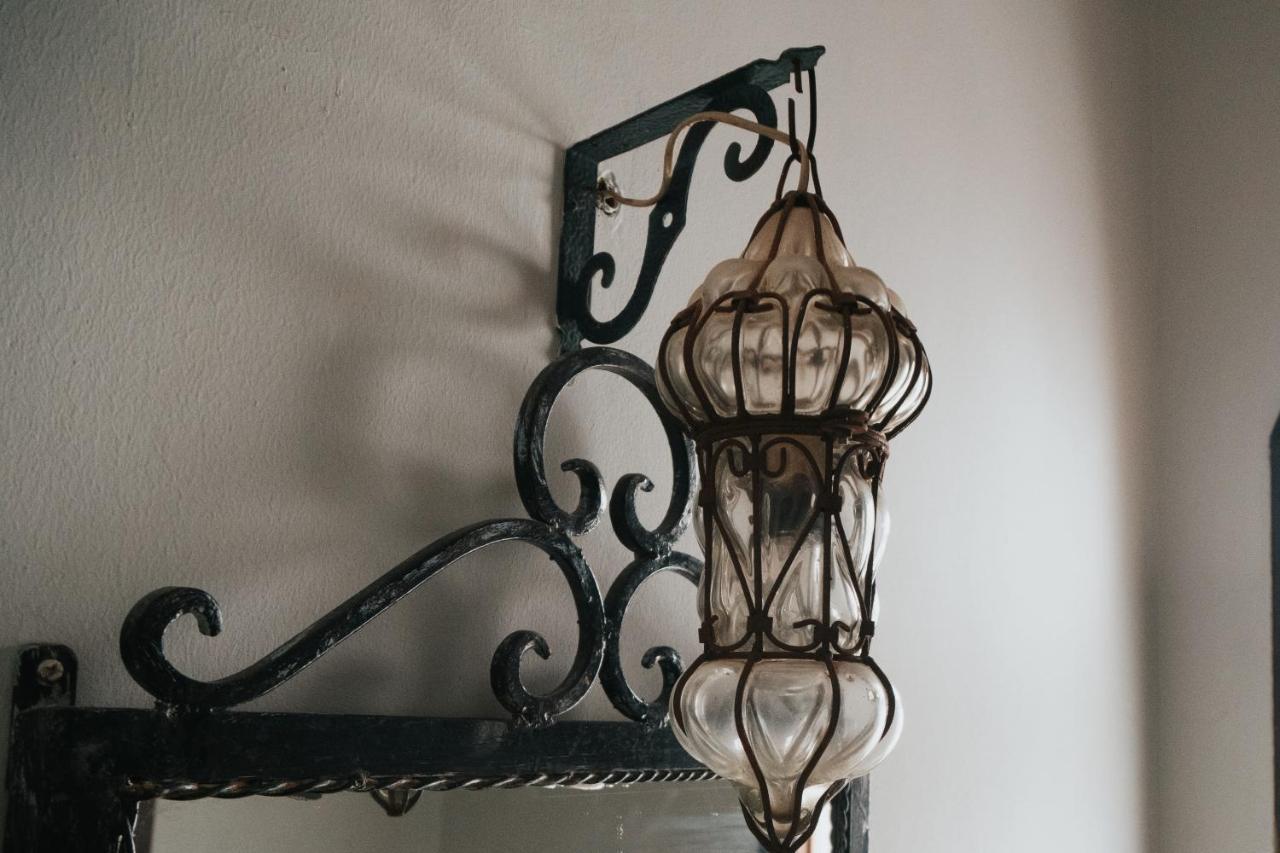 דהב Alf Leila Boutique Hotel מראה חיצוני תמונה